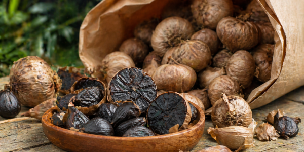Ajo negro ecológico a granel: sabor, calidad y versatilidad para profesionales
